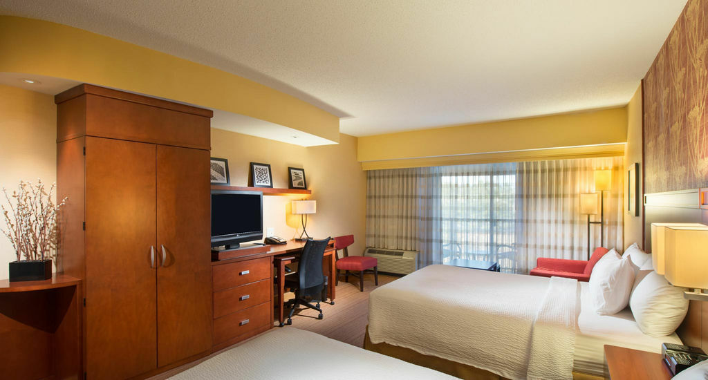 Courtyard By Marriott Atlanta Buford Mall Of Georgia Екстериор снимка